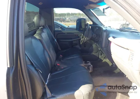 2001 GMC Sierra 2500Hd Sl from USA, damaged, VIN 1GTHC24151E315227